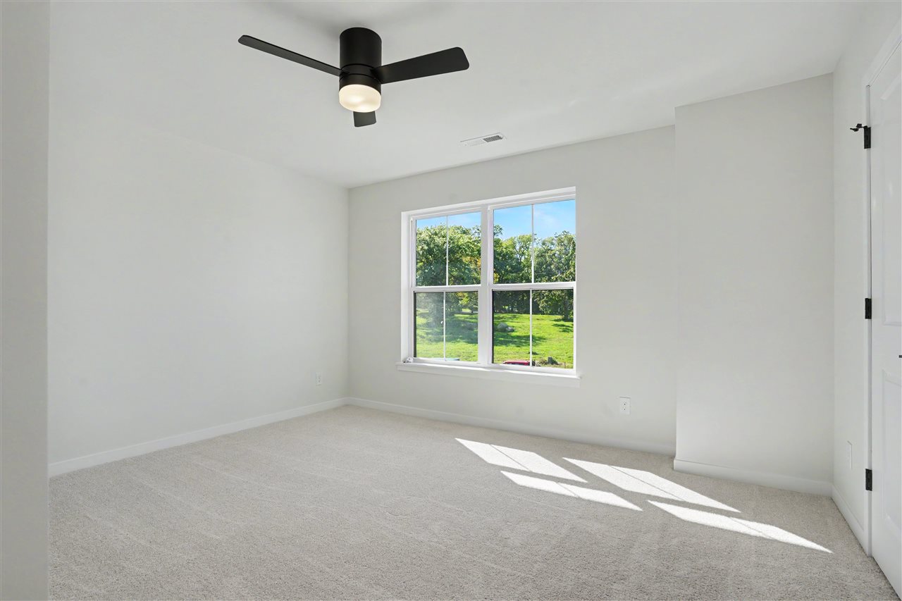 1517 Legend Drive Tiffin IA 52340