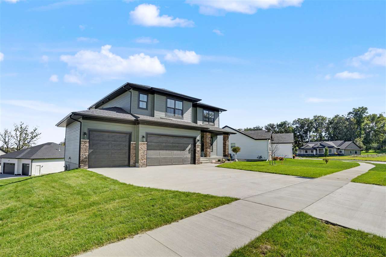 1517 Legend Drive Tiffin IA 52340