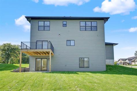 1517 Legend Drive Tiffin IA 52340