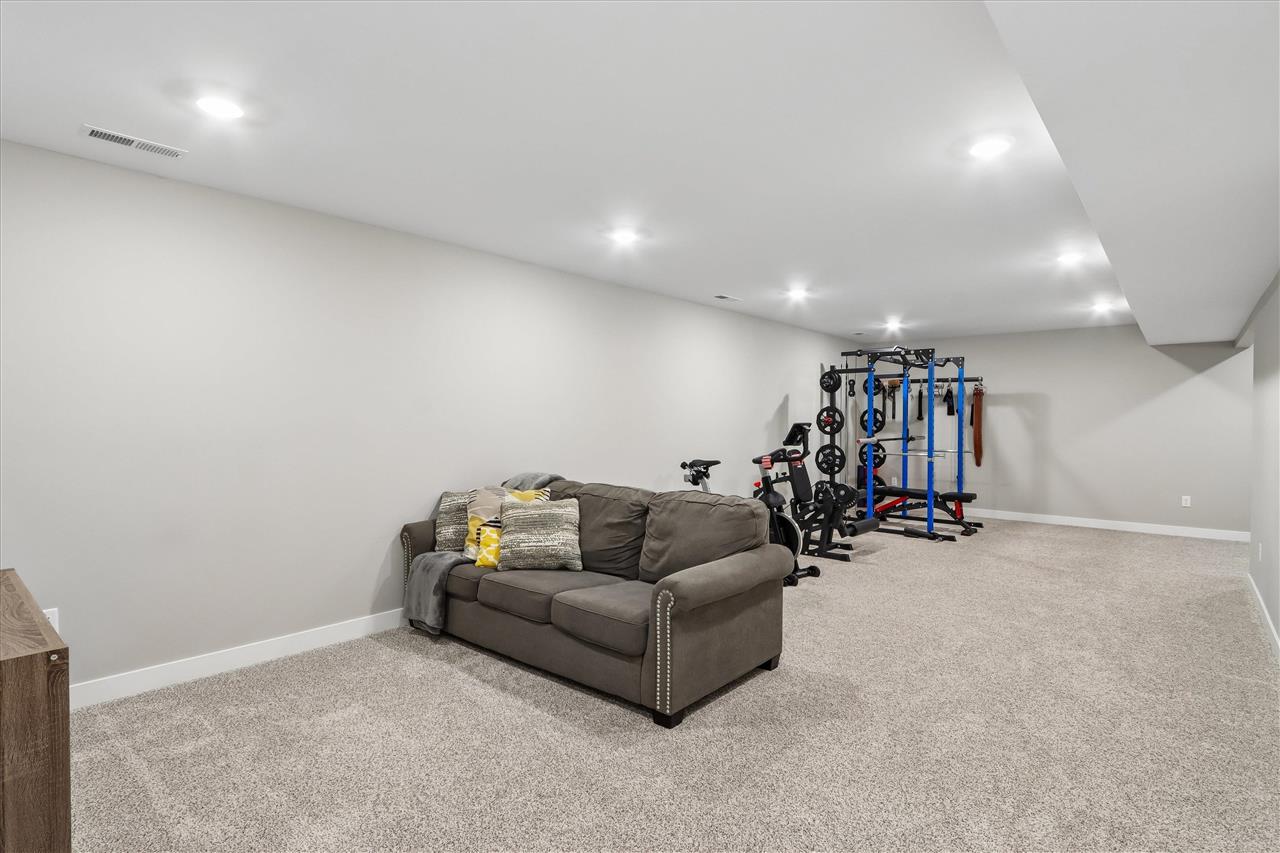 113 Dogwood Lane Tiffin IA 52340