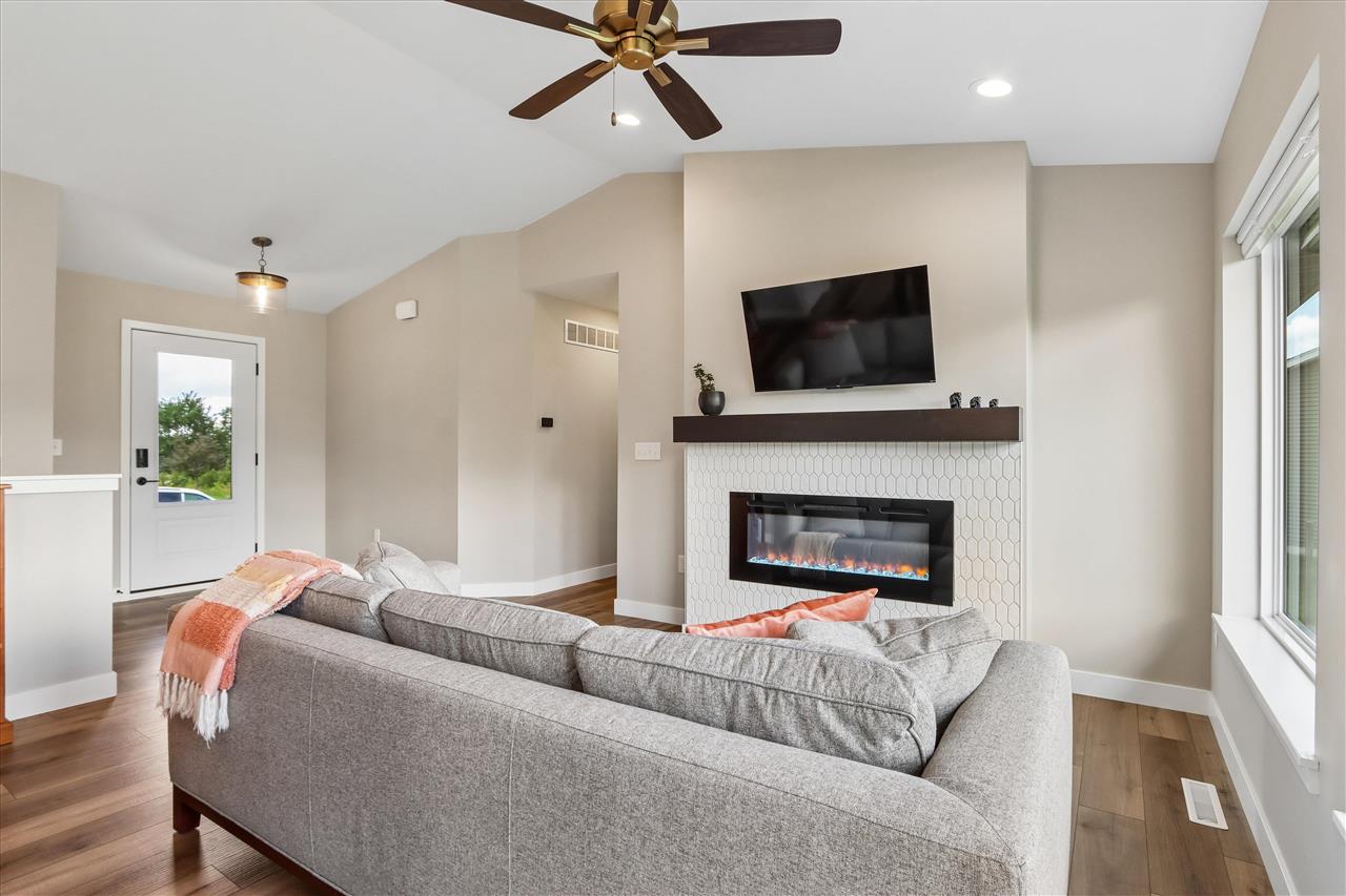 113 Dogwood Lane Tiffin IA 52340