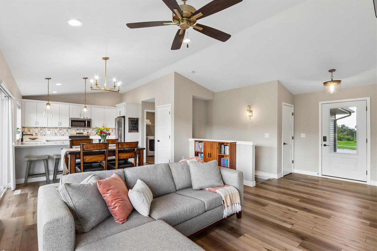 113 Dogwood Lane Tiffin IA 52340