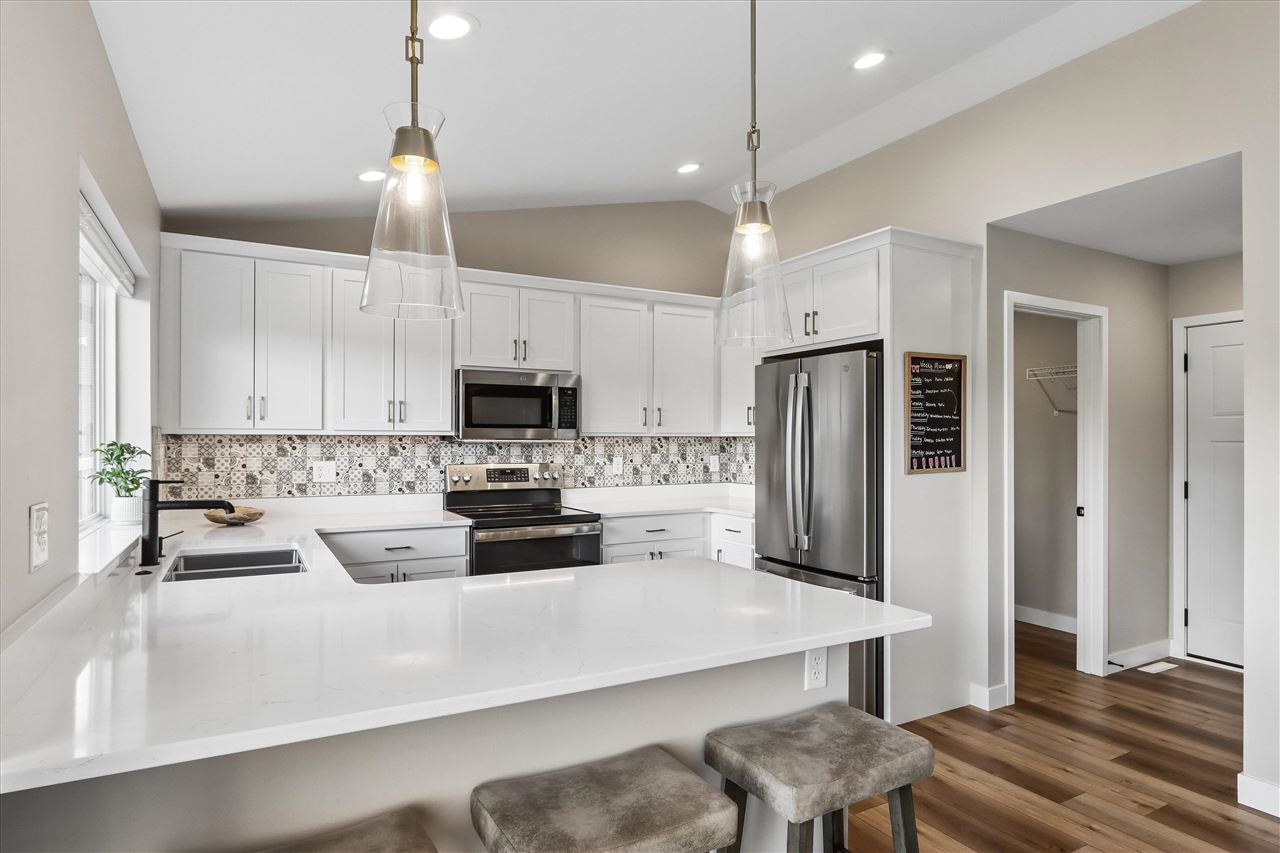 113 Dogwood Lane Tiffin IA 52340