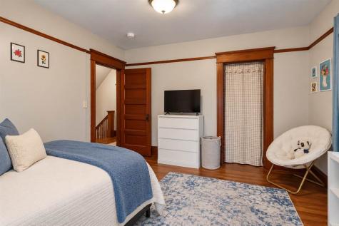 309 Fairchild Street Iowa City IA 52245-2114