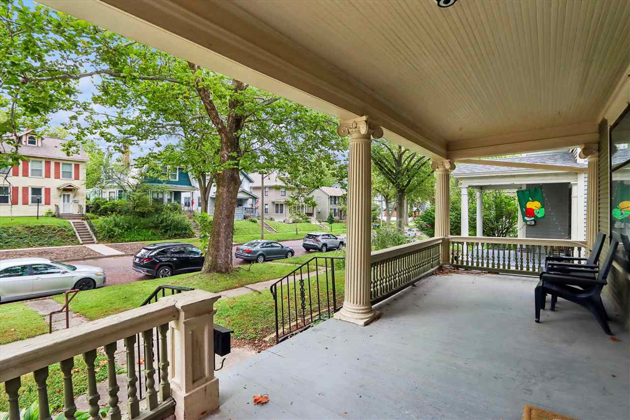 309 Fairchild Street Iowa City IA 52245-2114