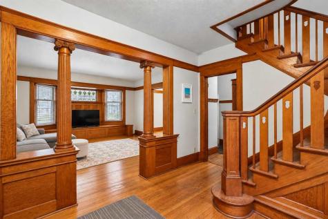 309 Fairchild Street Iowa City IA 52245-2114