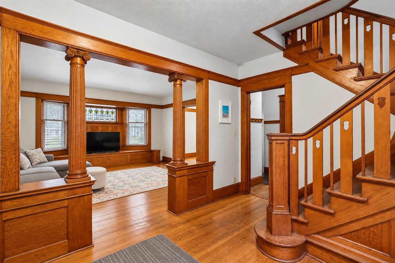 309 Fairchild Street Iowa City IA 52245-2114