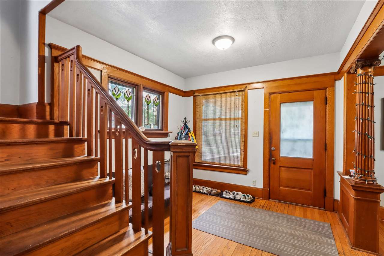 309 Fairchild Street Iowa City IA 52245-2114