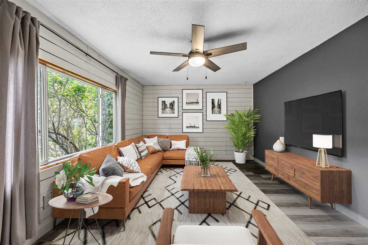 6524 Parkview Avenue Cedar Rapids IA 52403