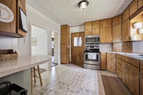 401 S Center Street Lone Tree IA 52755