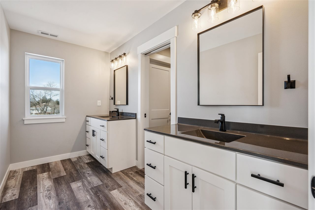 9267 Feather Ridge Pass Cedar Rapids IA 52411