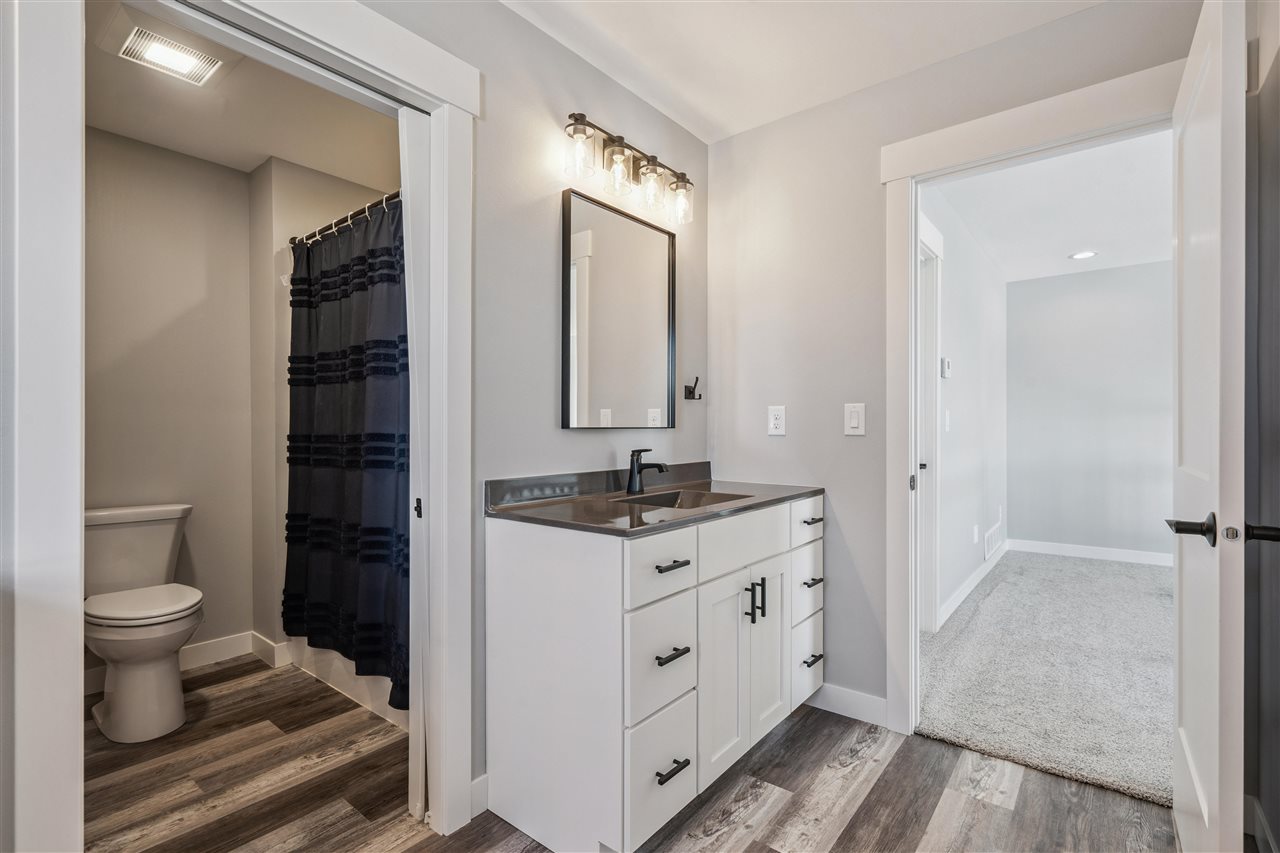 9267 Feather Ridge Pass Cedar Rapids IA 52411