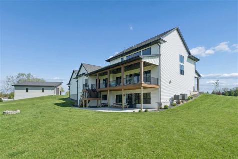 9267 Feather Ridge Pass Cedar Rapids IA 52411