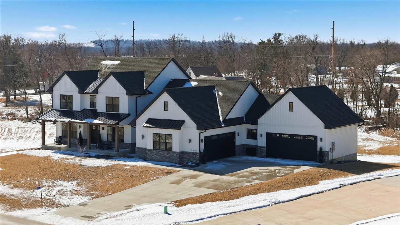 9267 Feather Ridge Pass Cedar Rapids IA 52411