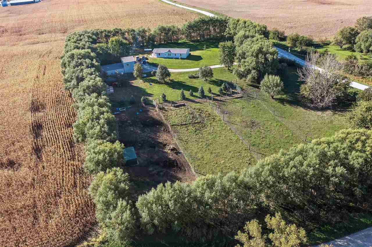 1210 Fir Avenue Wellman IA 52356