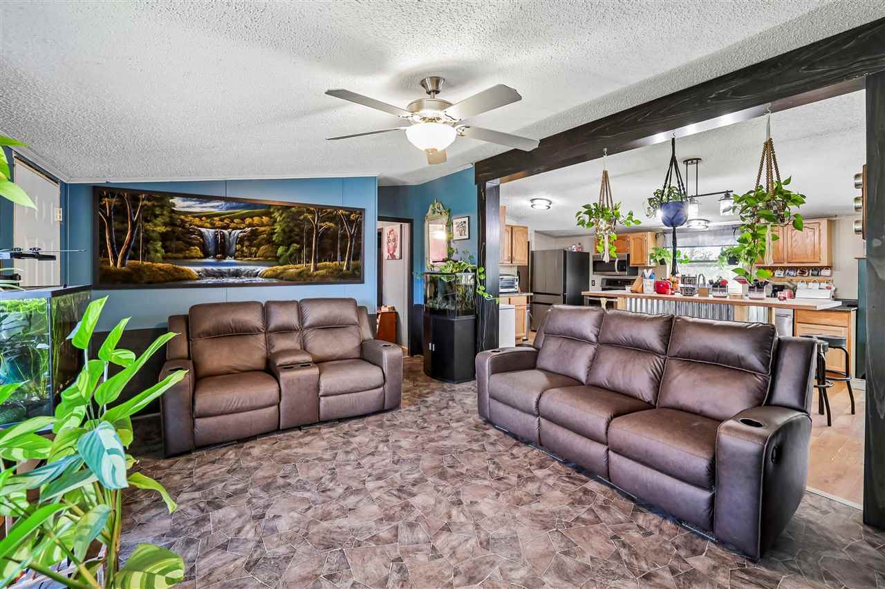 1210 Fir Avenue Wellman IA 52356