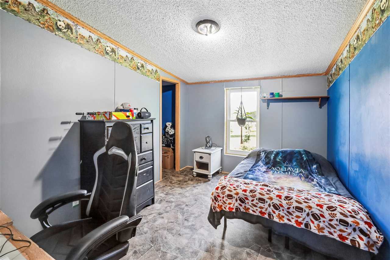 1210 Fir Avenue Wellman IA 52356