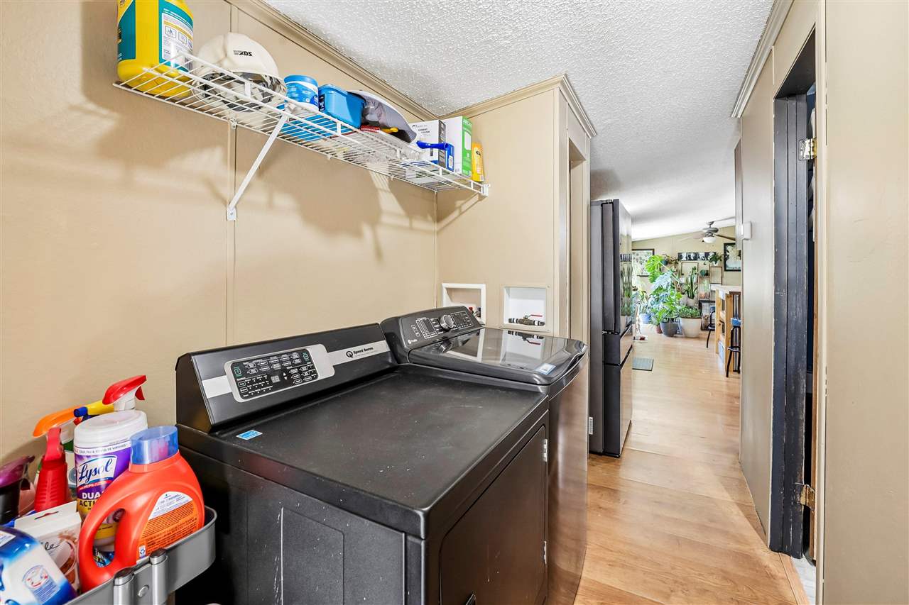 1210 Fir Avenue Wellman IA 52356