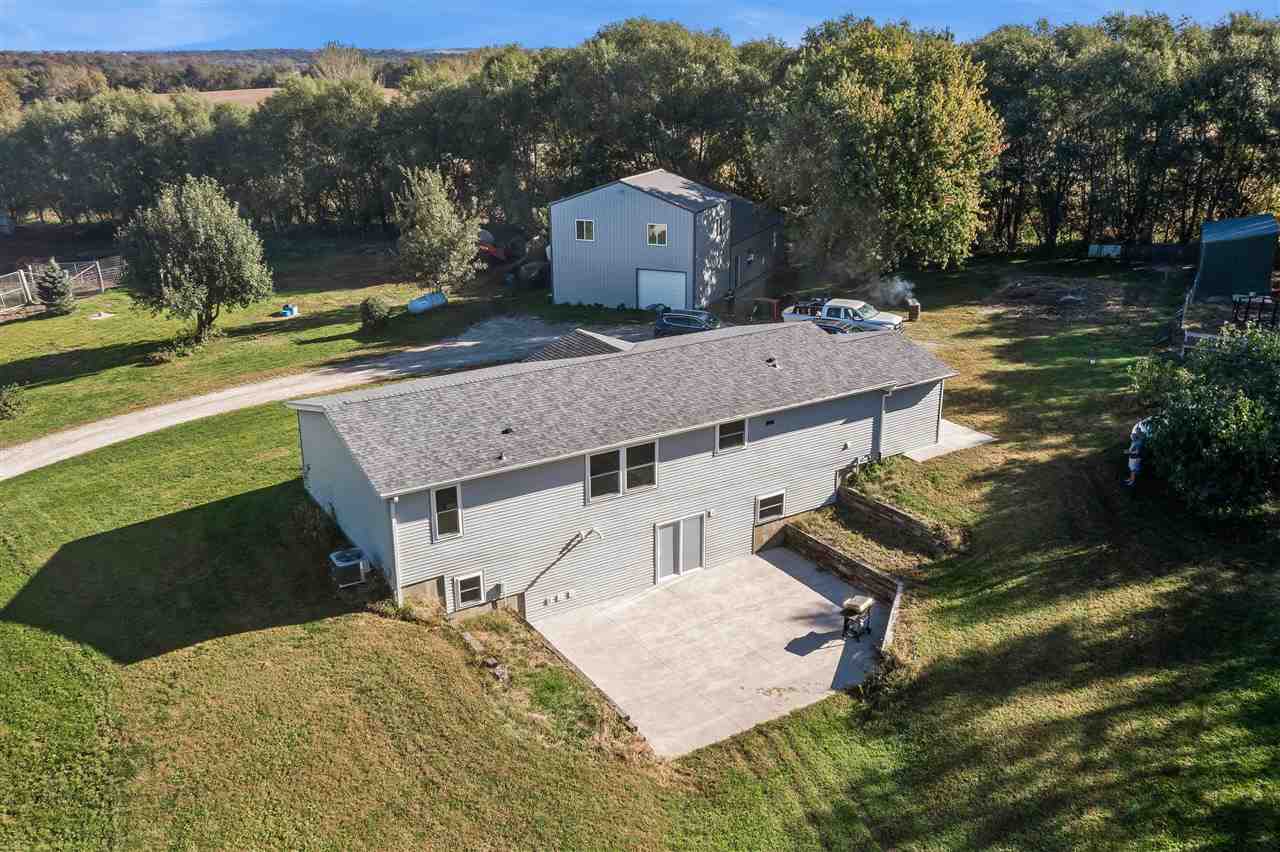 1210 Fir Avenue Wellman IA 52356