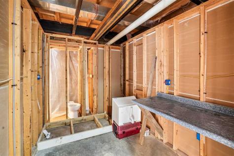 1210 Fir Avenue Wellman IA 52356