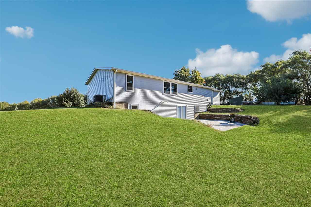 1210 Fir Avenue Wellman IA 52356
