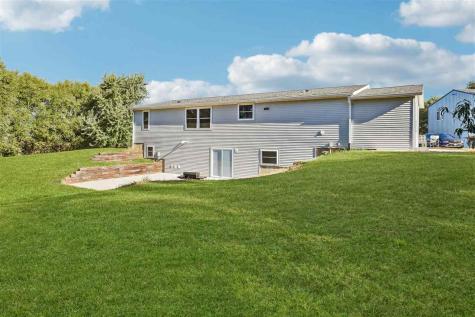 1210 Fir Avenue Wellman IA 52356