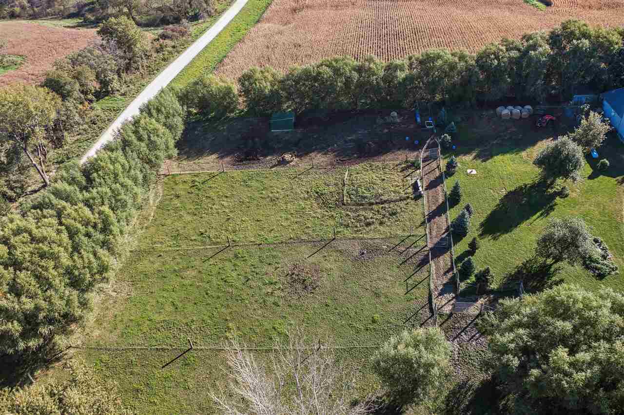 1210 Fir Avenue Wellman IA 52356