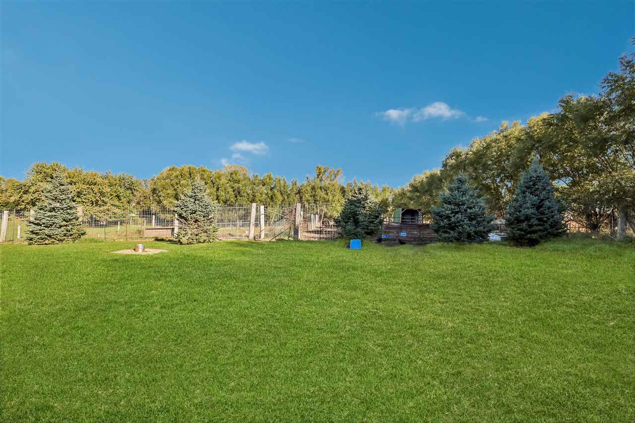 1210 Fir Avenue Wellman IA 52356