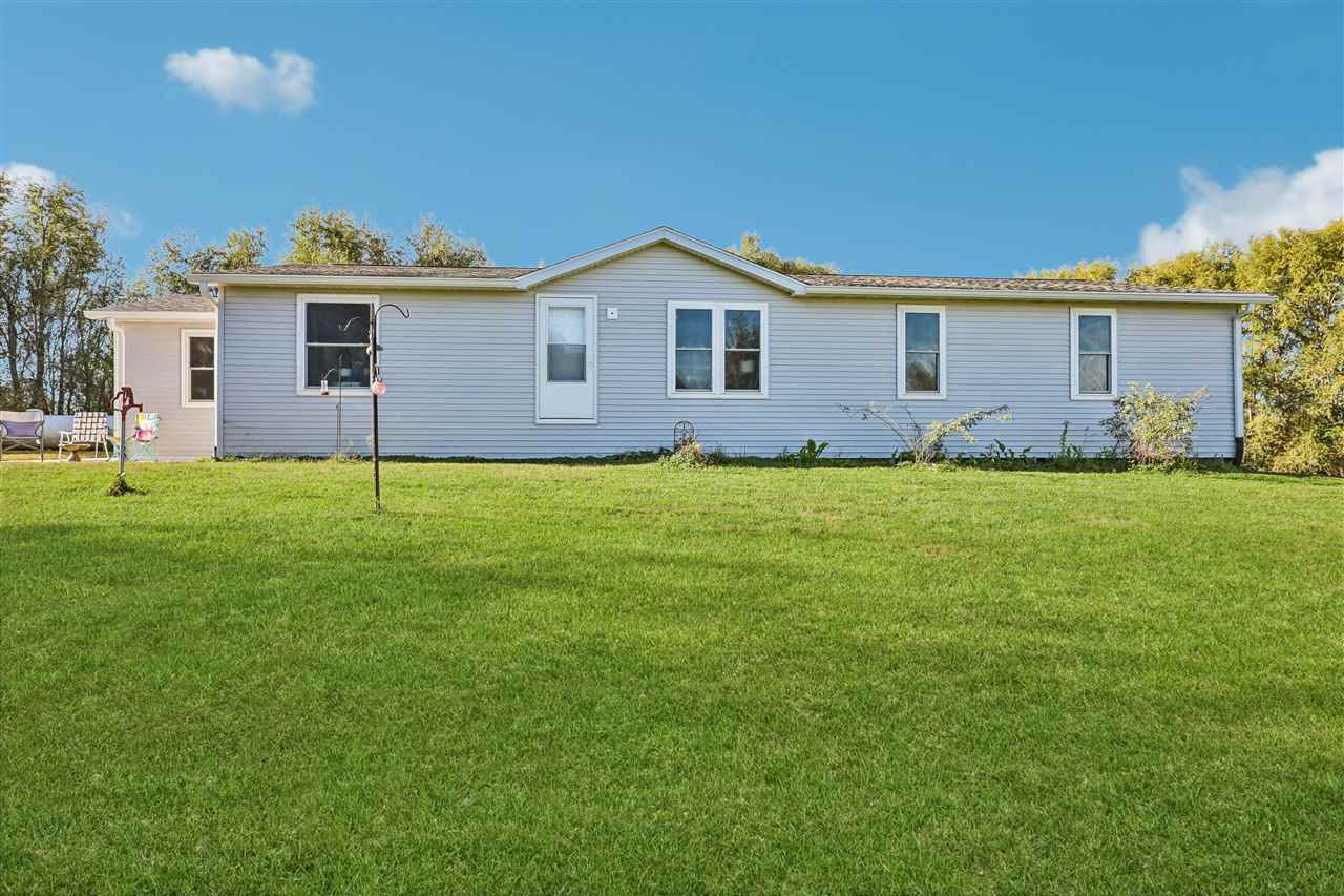 1210 Fir Avenue Wellman IA 52356