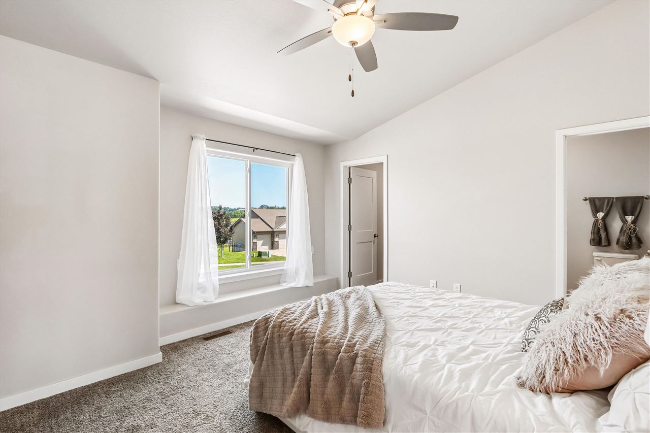 1255 Abraham Drive North Liberty IA 52317