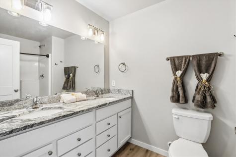 1255 Abraham Drive North Liberty IA 52317