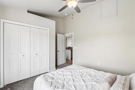 1255 Abraham Drive North Liberty IA 52317