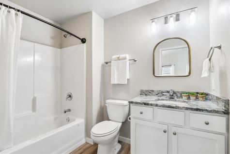 1255 Abraham Drive North Liberty IA 52317