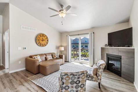 1255 Abraham Drive North Liberty IA 52317