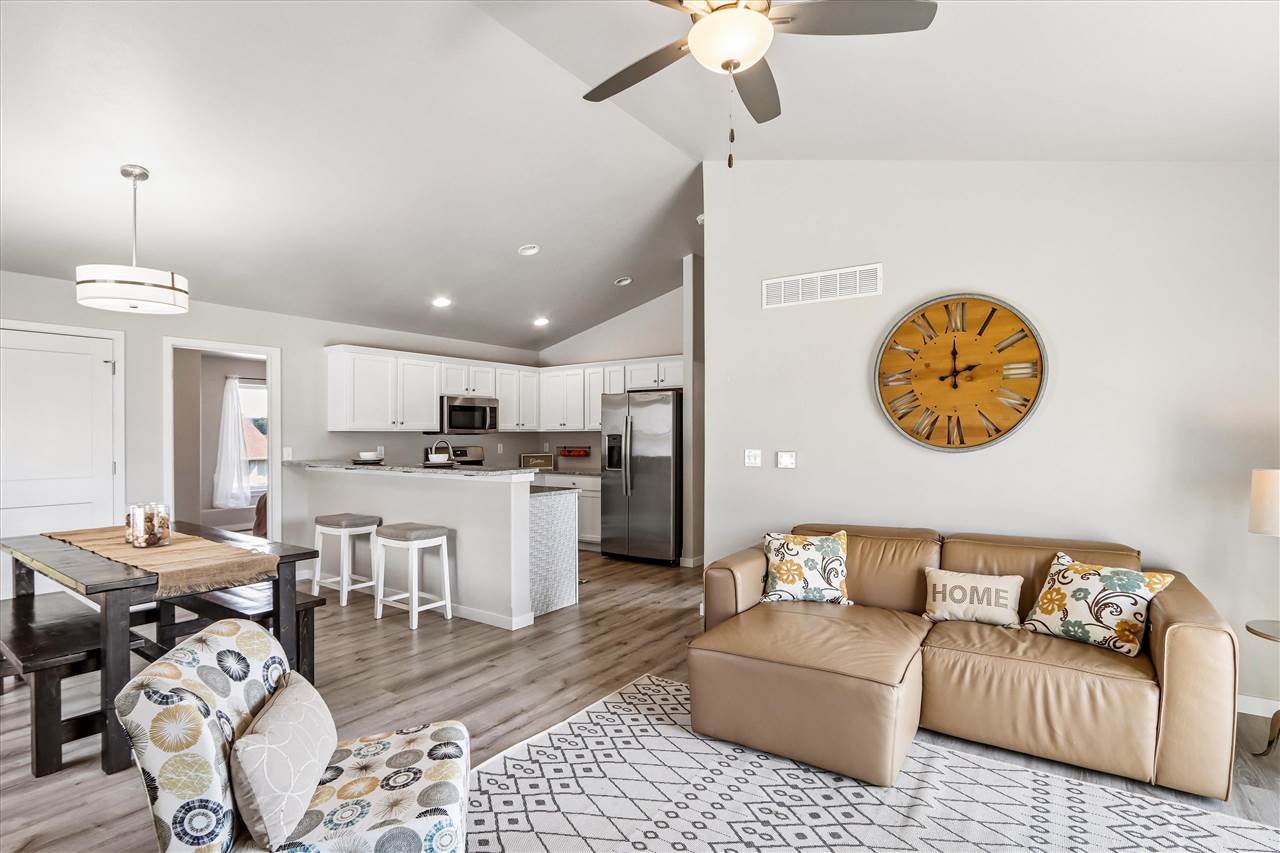 1255 Abraham Drive North Liberty IA 52317