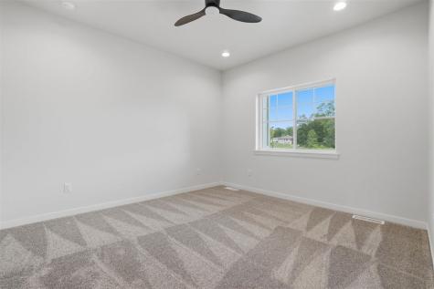 215A Timberline Terrace Kalona IA 52247