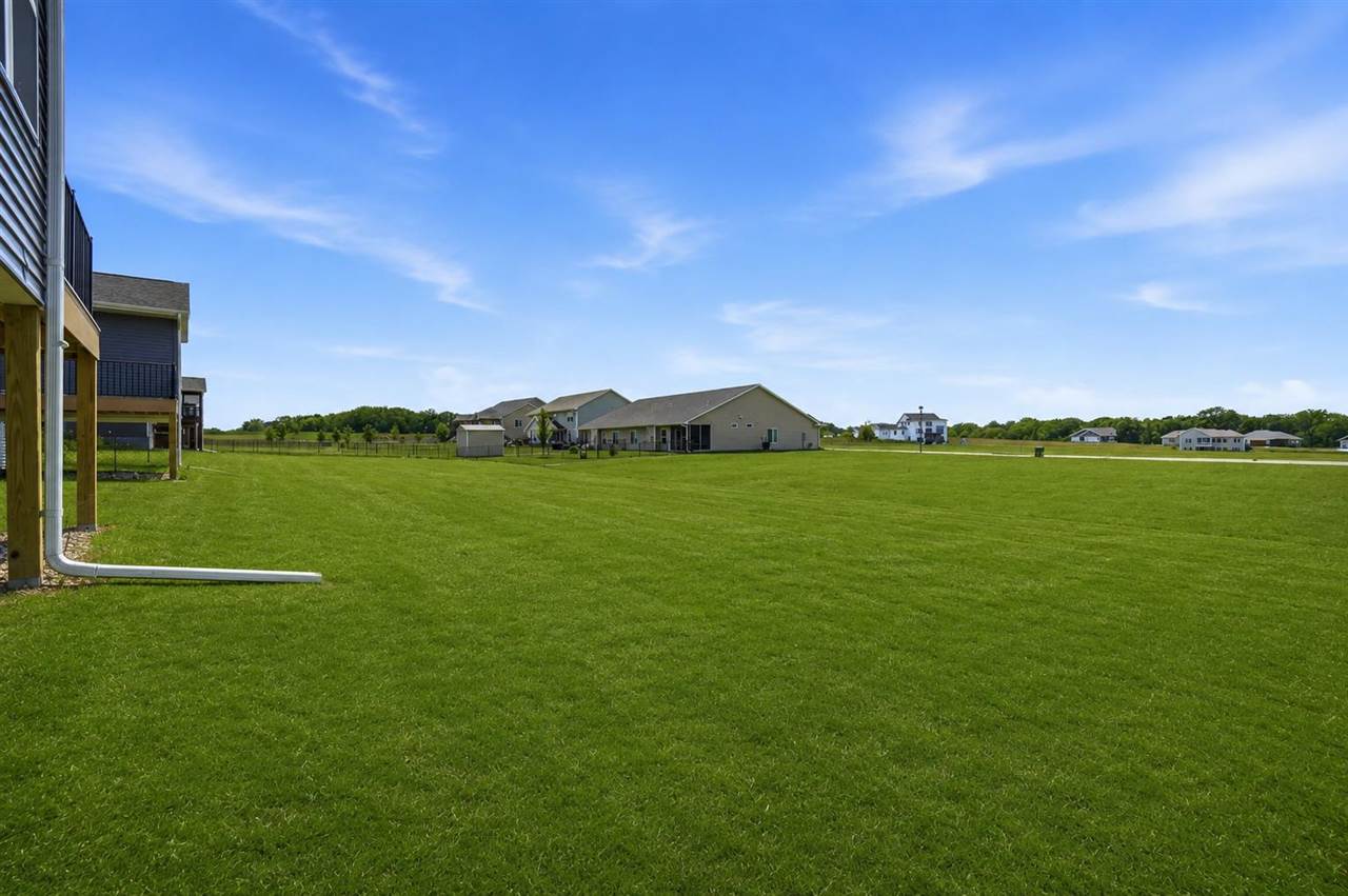 215B Timberline Terrace Kalona IA 52247
