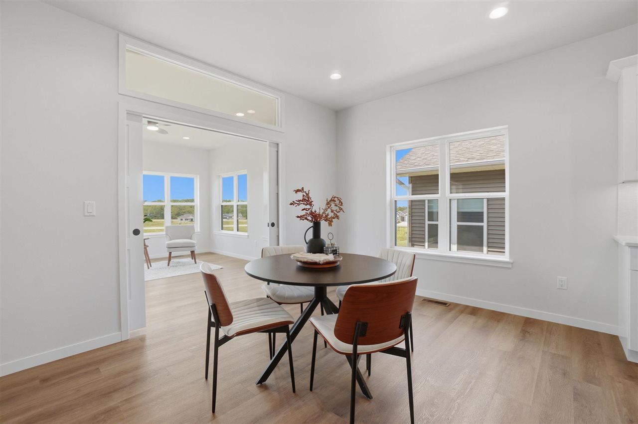 215B Timberline Terrace Kalona IA 52247