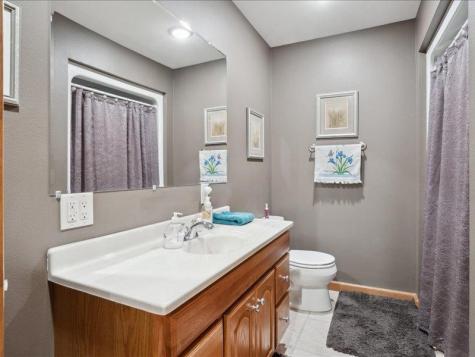 3752 Lacina Drive SW Iowa City IA 52240