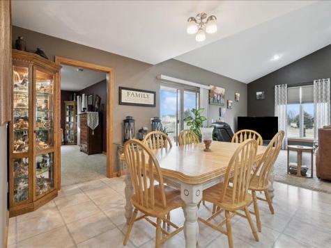 3752 Lacina Drive SW Iowa City IA 52240