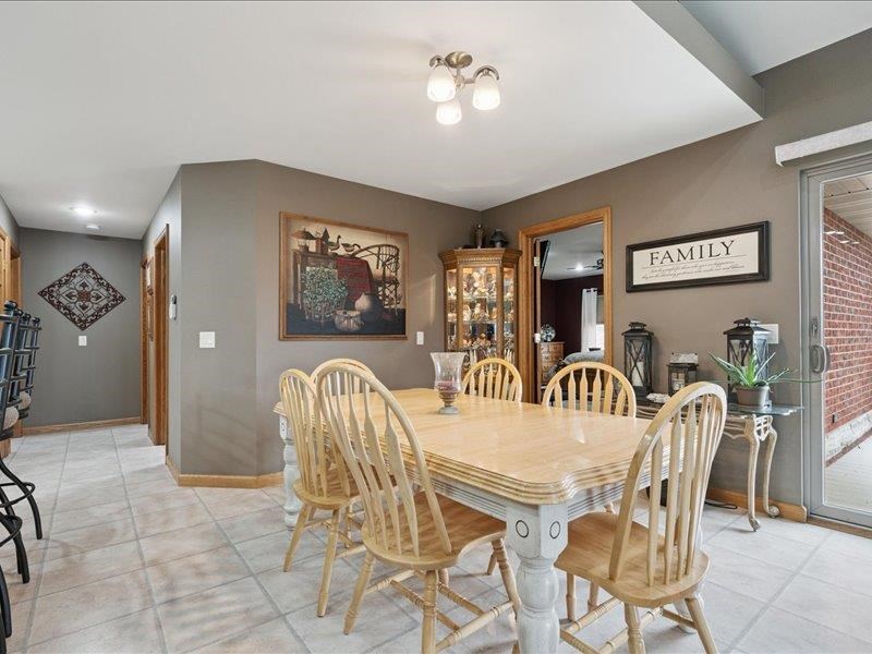 3752 Lacina Drive SW Iowa City IA 52240