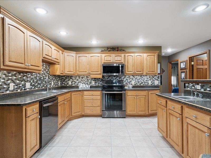 3752 Lacina Drive SW Iowa City IA 52240