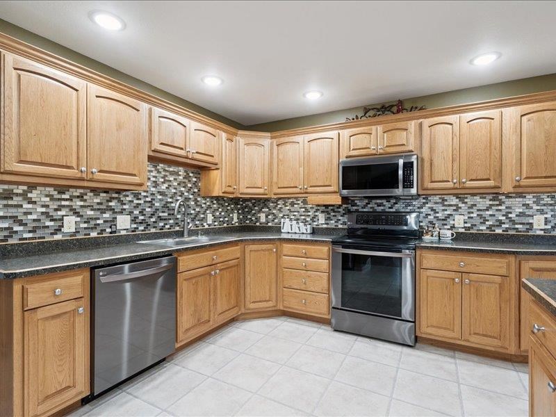 3752 Lacina Drive SW Iowa City IA 52240