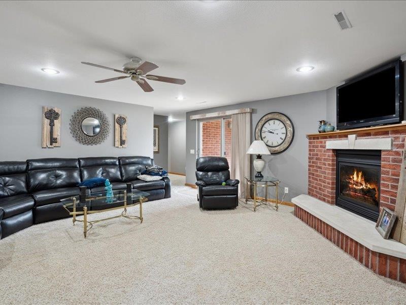 3752 Lacina Drive SW Iowa City IA 52240