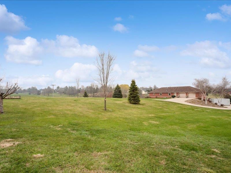 3752 Lacina Drive SW Iowa City IA 52240
