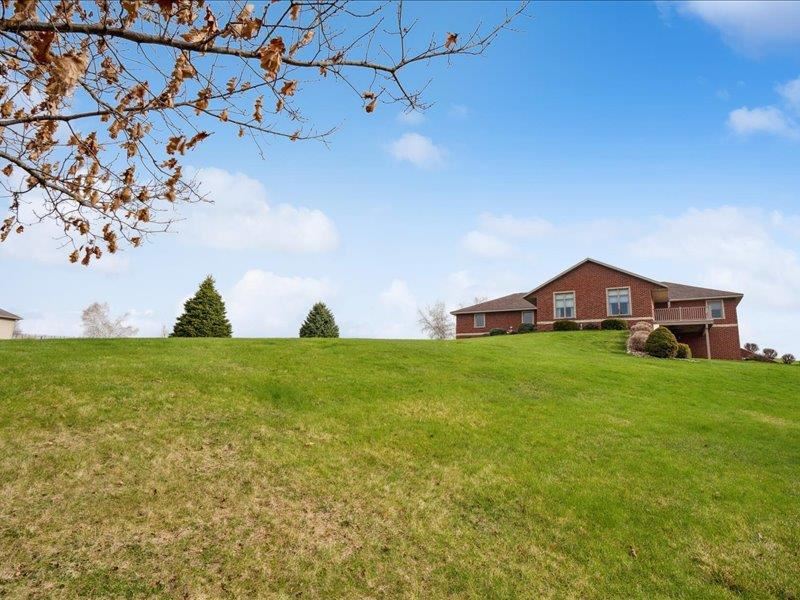 3752 Lacina Drive SW Iowa City IA 52240
