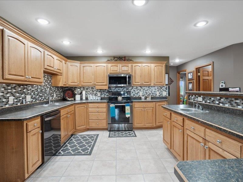 3752 Lacina Drive SW Iowa City IA 52240