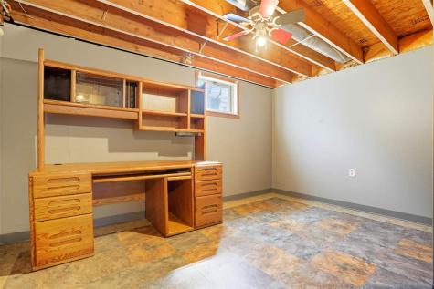 533 S Ave B Washington IA 52353