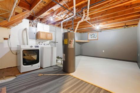 533 S Ave B Washington IA 52353