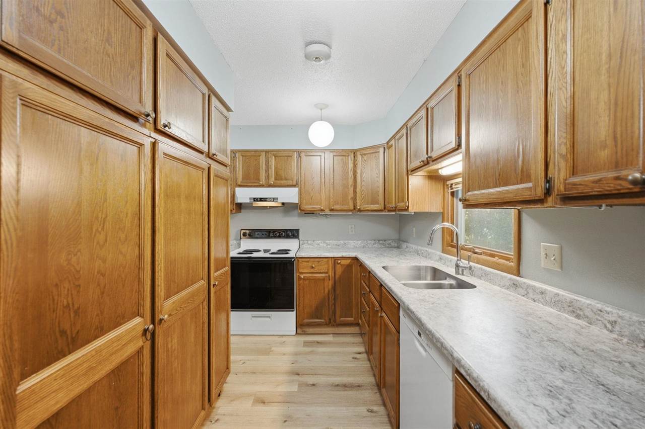 207 W Marion Street Sigourney IA 52591